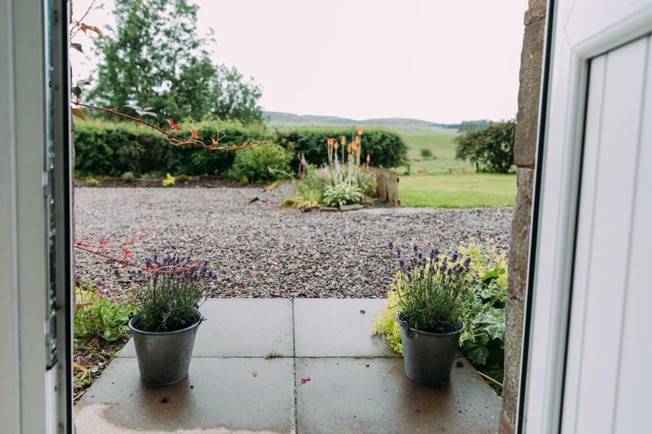 Incheoch Farm Cottage Kilry ภายนอก รูปภาพ