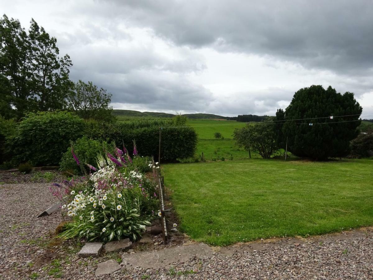 Incheoch Farm Cottage Kilry ภายนอก รูปภาพ